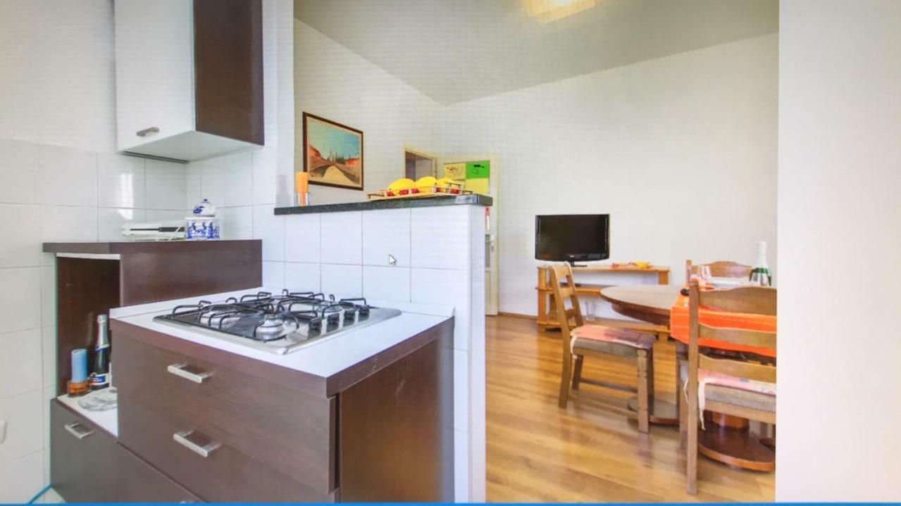 Apartment Amber Коромачно Екстер'єр фото